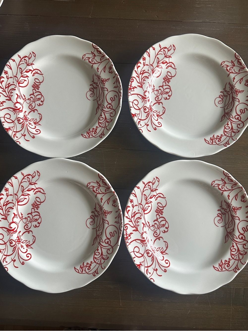 Set of 4 Cynthia Rowley Cynthia's Scrolls Red Dinner Plate 11” Rare Discontinued